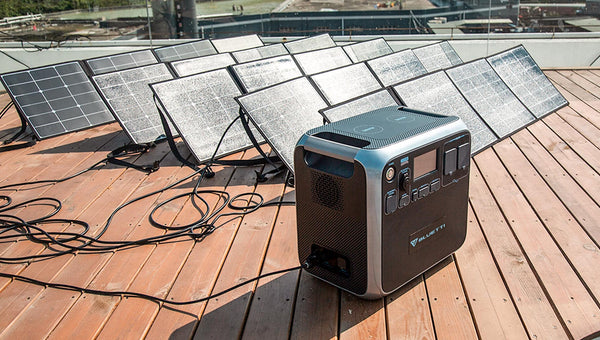Solar Generator vs Generator (Technology contrasted)