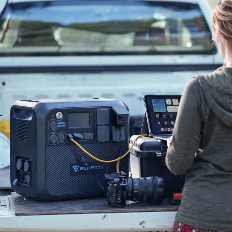 BLUETTI AC200MAX Expandable Power Station | 2200W 2048Wh